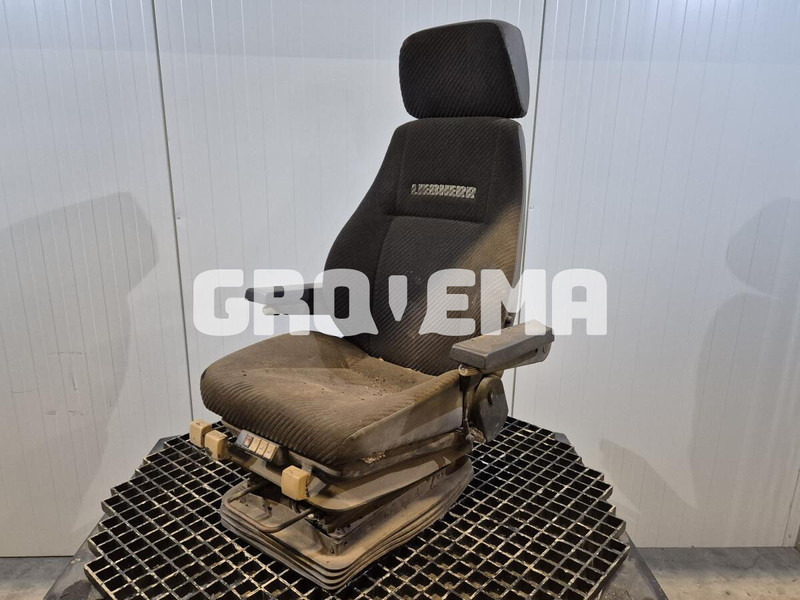 Liebherr A904C Li / A904 Li - Сиденье: фото 1 Liebherr A904C Li / A904 Li - Сиденье: фото 1