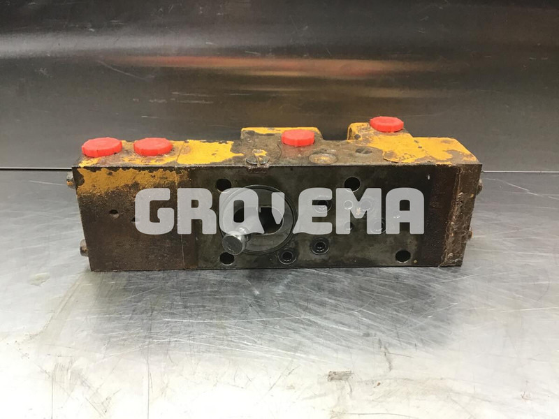 Liebherr A944 Li / A944B Li - Клапан: фото 3 Liebherr A944 Li / A944B Li - Клапан: фото 3