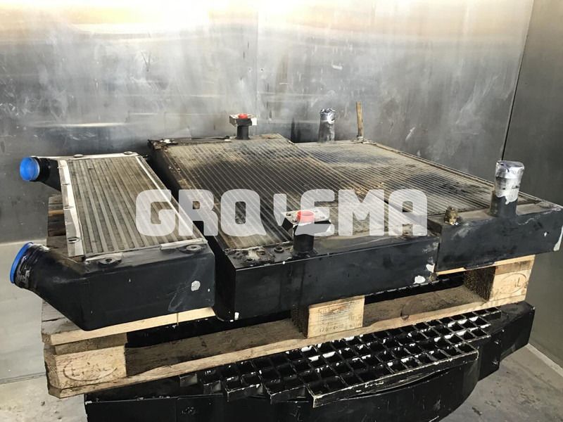Радиатор Liebherr Combined Radiator: фото 1