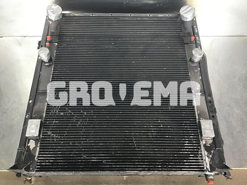 Liebherr Combined Radiator - Радиатор: фото 1 Liebherr Combined Radiator - Радиатор: фото 1