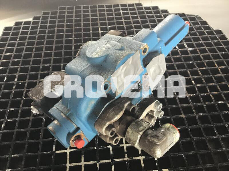 Liebherr Control Block - Гидравлика: фото 1 Liebherr Control Block - Гидравлика: фото 1