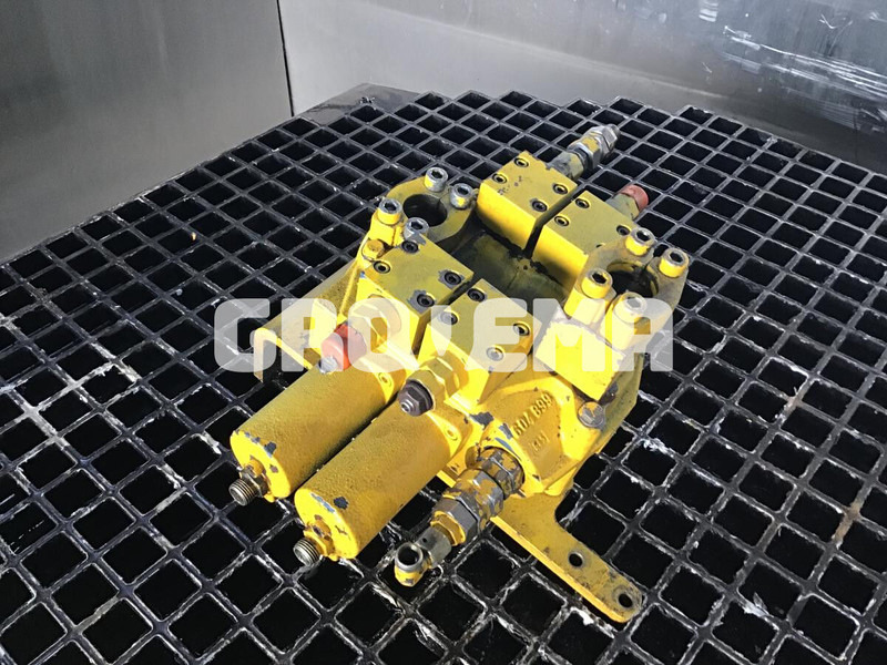 Liebherr Control Block - Гидравлика: фото 1 Liebherr Control Block - Гидравлика: фото 1