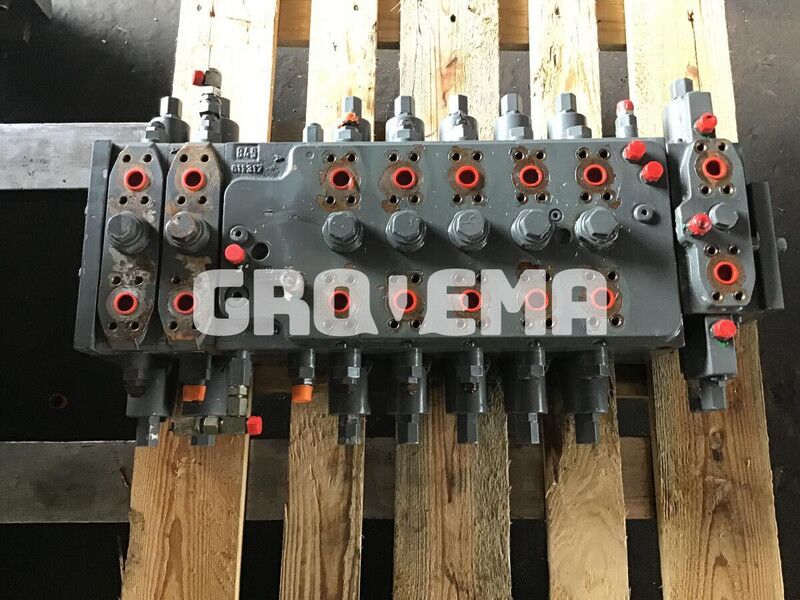 Liebherr Control Valve Block - Гидравлика: фото 2 Liebherr Control Valve Block - Гидравлика: фото 2