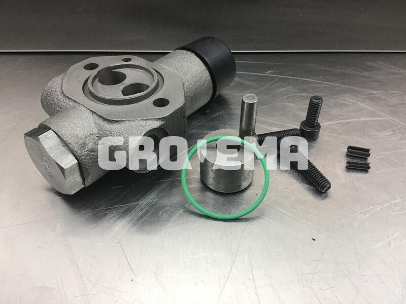 Liebherr Control Valve - Гидравлика: фото 1 Liebherr Control Valve - Гидравлика: фото 1