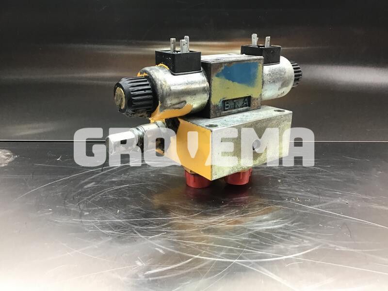 Liebherr Directional Control Valve - Гидравлика: фото 3 Liebherr Directional Control Valve - Гидравлика: фото 3
