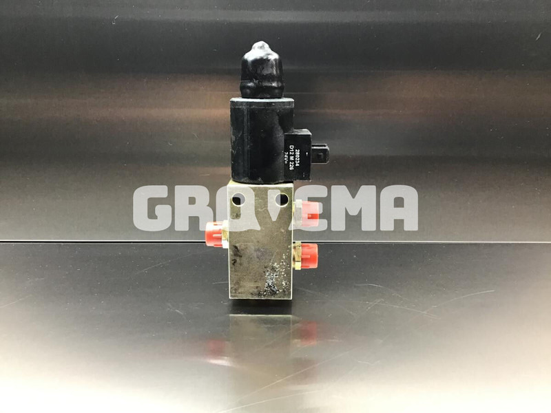 Liebherr Directional Control Valve - Гидравлика: фото 1 Liebherr Directional Control Valve - Гидравлика: фото 1