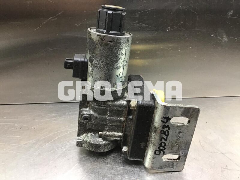 Liebherr Directional Control Valve - Двигатель и запчасти: фото 2 Liebherr Directional Control Valve - Двигатель и запчасти: фото 2