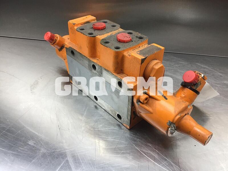 Liebherr Directional Control Valve - Гидравлика: фото 2 Liebherr Directional Control Valve - Гидравлика: фото 2