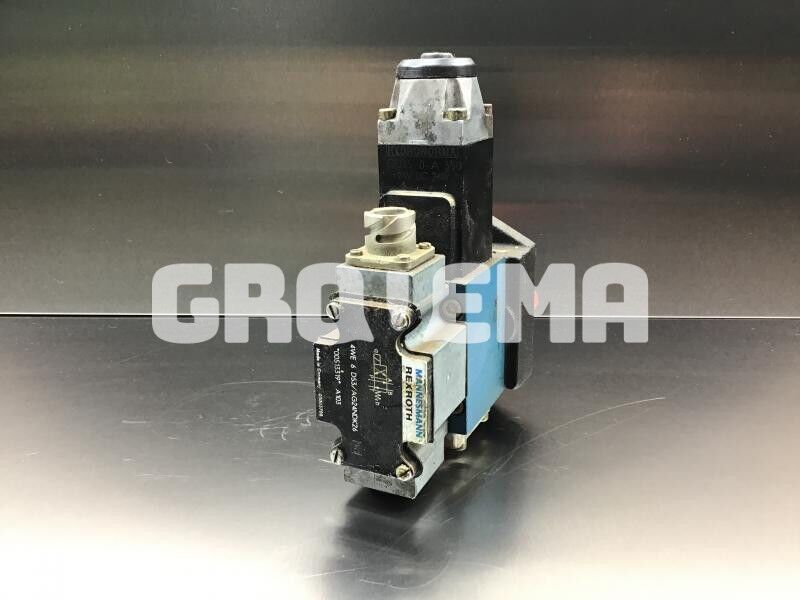 Liebherr Directional Control Valve - Гидравлика: фото 3 Liebherr Directional Control Valve - Гидравлика: фото 3