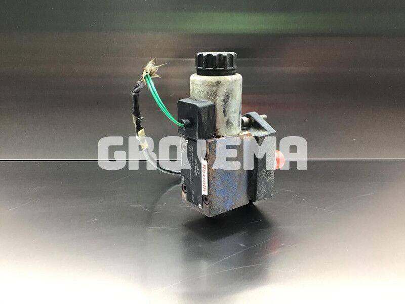 Liebherr Directional Control Valve - Электрическая система: фото 1 Liebherr Directional Control Valve - Электрическая система: фото 1