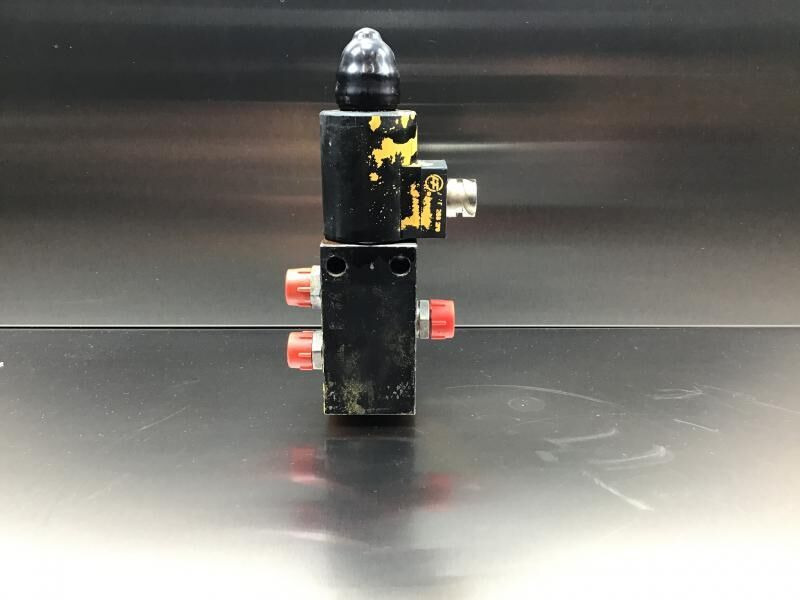 Liebherr Directional Control Valve - Гидравлика: фото 3 Liebherr Directional Control Valve - Гидравлика: фото 3