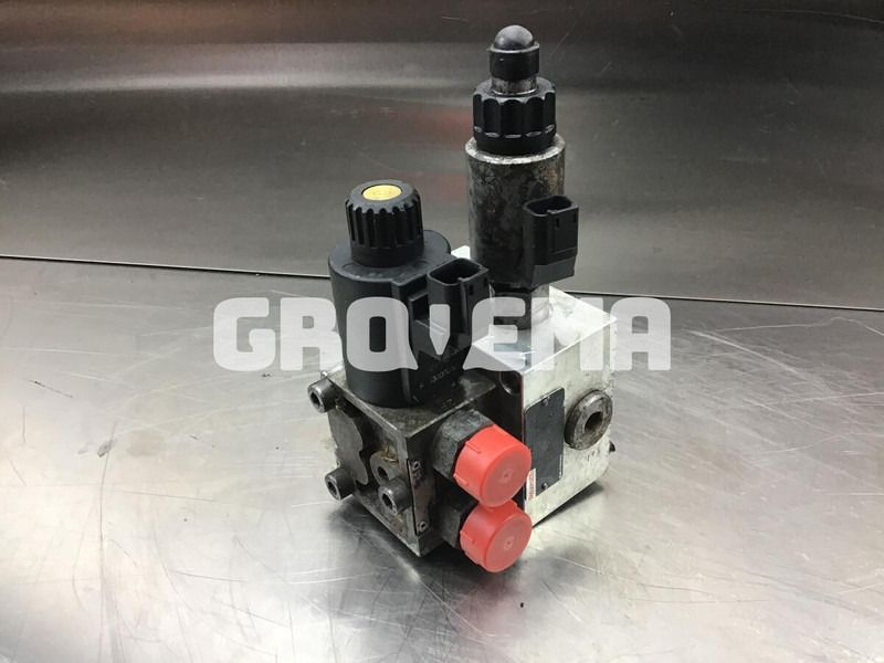 Liebherr Directional Control Valve - Гидравлика: фото 1 Liebherr Directional Control Valve - Гидравлика: фото 1