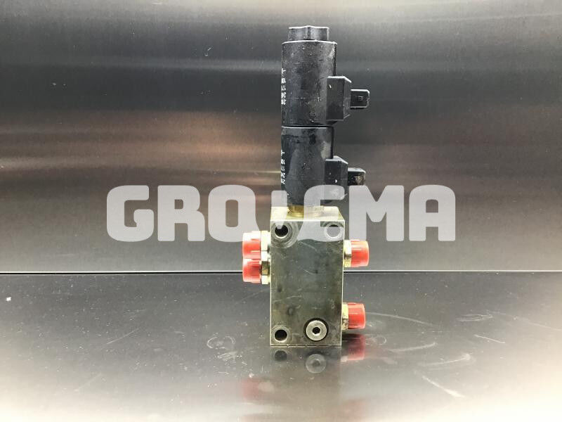 Liebherr Directional Control Valve - Гидравлика: фото 2 Liebherr Directional Control Valve - Гидравлика: фото 2