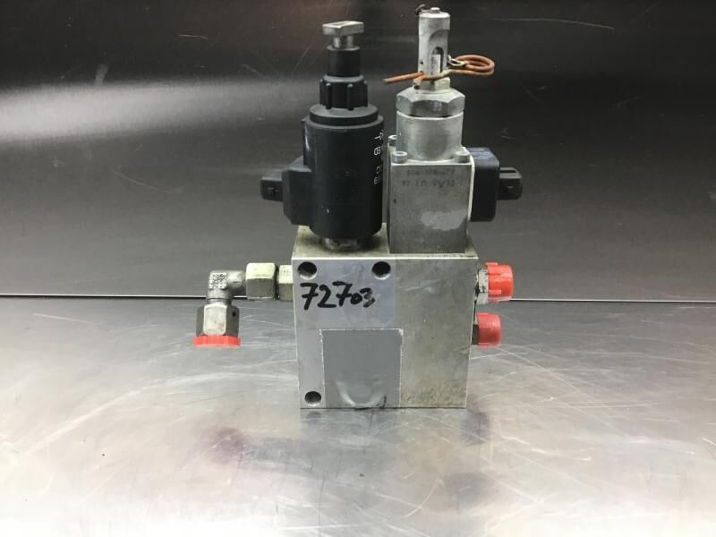 Liebherr Directional control valve - Гидравлика: фото 2 Liebherr Directional control valve - Гидравлика: фото 2