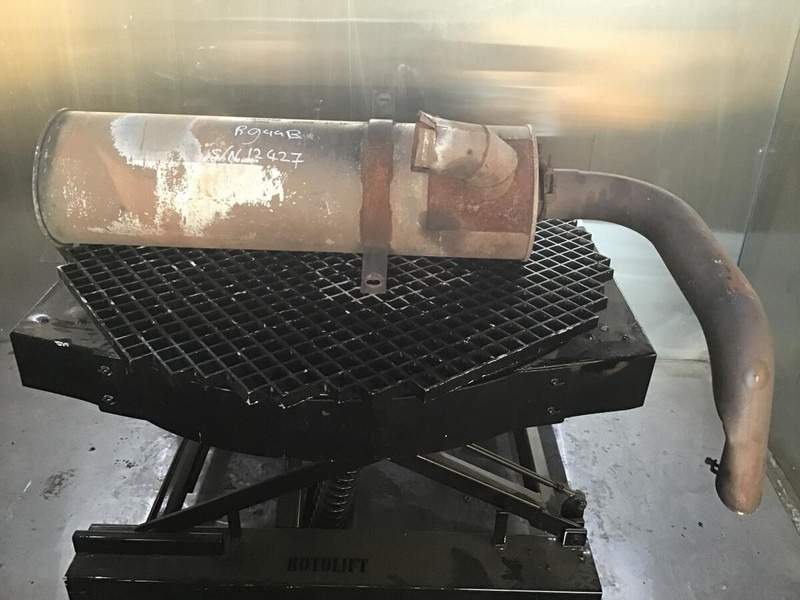 Liebherr Exhaust Silencer - Глушитель: фото 2 Liebherr Exhaust Silencer - Глушитель: фото 2