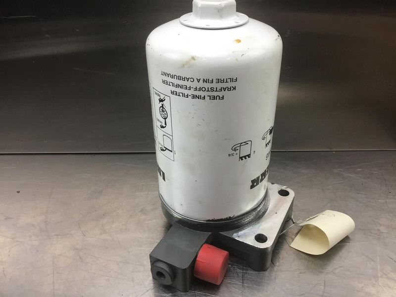 Liebherr Filter Bracket - Двигатель и запчасти: фото 1 Liebherr Filter Bracket - Двигатель и запчасти: фото 1