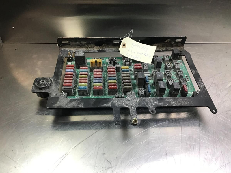 Liebherr Fuse & Relay board - Электрическая система: фото 1 Liebherr Fuse & Relay board - Электрическая система: фото 1