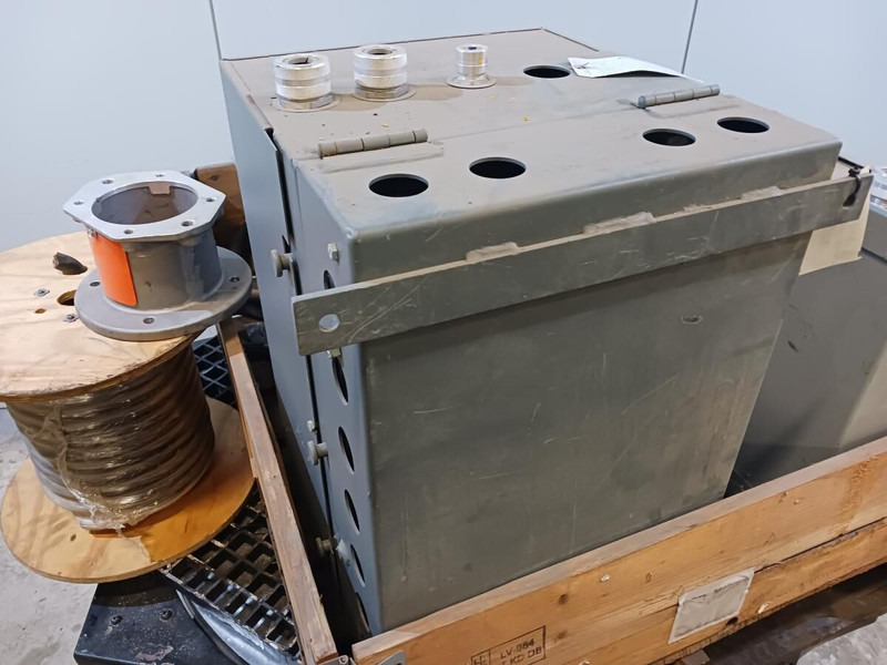 Liebherr Generator - Электрическая система: фото 2 Liebherr Generator - Электрическая система: фото 2