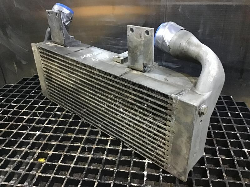 Liebherr Intercooler - Интеркулер: фото 2 Liebherr Intercooler - Интеркулер: фото 2