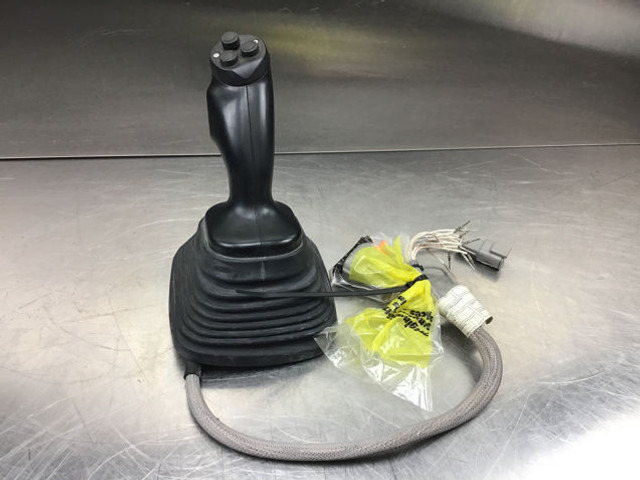 Liebherr Joystick Right - Рычаг переключения передач: фото 1 Liebherr Joystick Right - Рычаг переключения передач: фото 1