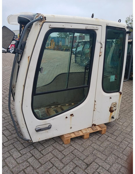 Liebherr - Кабина и интерьер: фото 3 Liebherr - Кабина и интерьер: фото 3