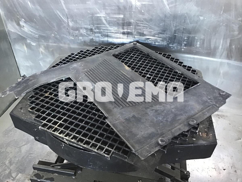 Liebherr - Кабина и интерьер: фото 2 Liebherr - Кабина и интерьер: фото 2