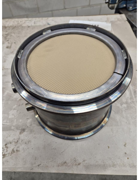 Liebherr - Глушитель: фото 2 Liebherr - Глушитель: фото 2