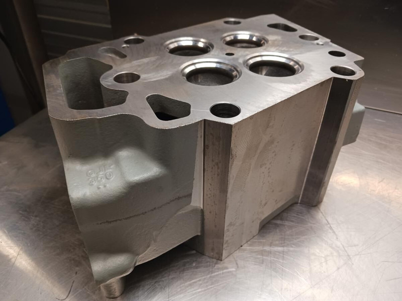 Liebherr - Блок цилиндров: фото 2 Liebherr - Блок цилиндров: фото 2