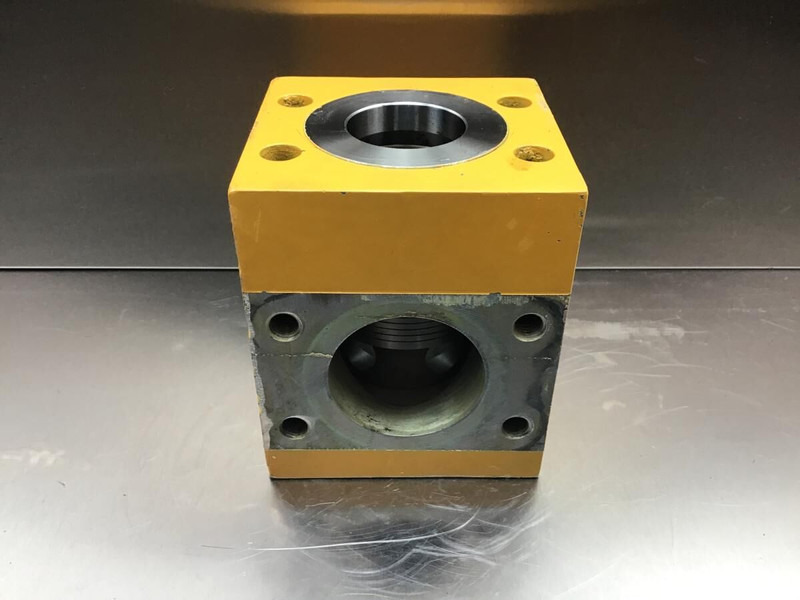 Liebherr Non-Return Valve - Клапан: фото 2 Liebherr Non-Return Valve - Клапан: фото 2