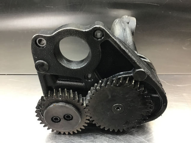 Liebherr Oil Pump - Масляный насос: фото 1 Liebherr Oil Pump - Масляный насос: фото 1