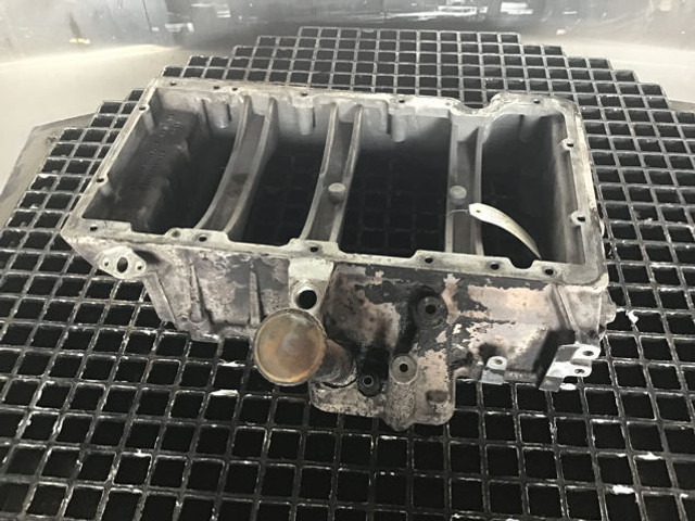 Liebherr Oil Sump - Масляный фильтр: фото 2 Liebherr Oil Sump - Масляный фильтр: фото 2