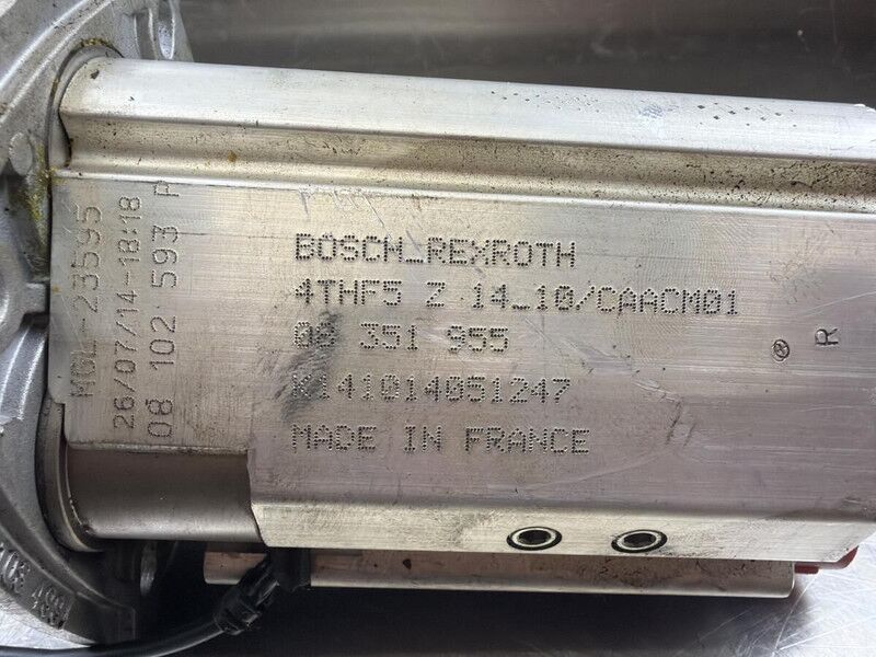 Liebherr Pilot Control Unit - Гидравлика: фото 4 Liebherr Pilot Control Unit - Гидравлика: фото 4