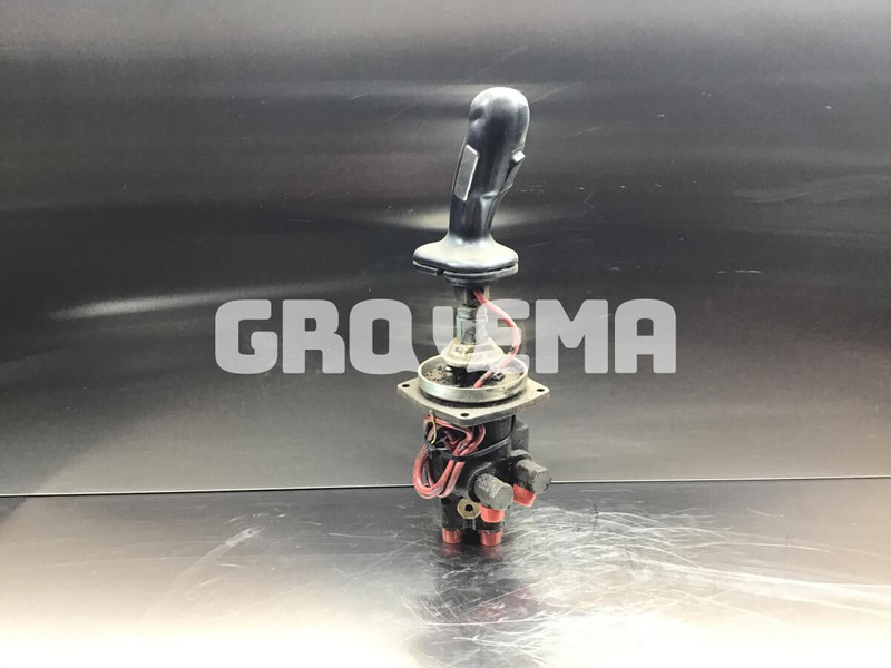 Liebherr Pilot Control Unit - Рычаг переключения передач: фото 2 Liebherr Pilot Control Unit - Рычаг переключения передач: фото 2