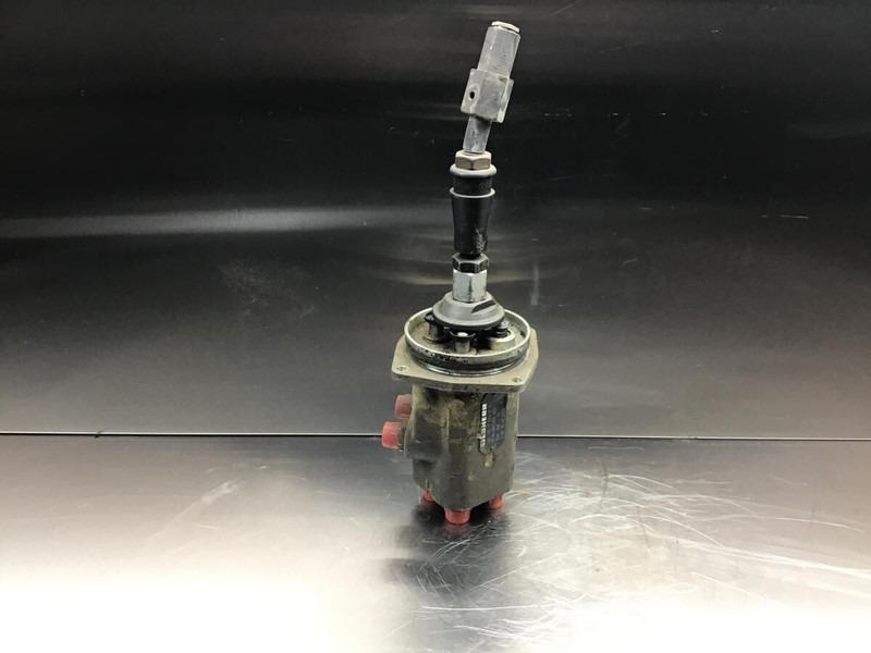 Liebherr Pilot Control Unit - Приборная панель: фото 1 Liebherr Pilot Control Unit - Приборная панель: фото 1