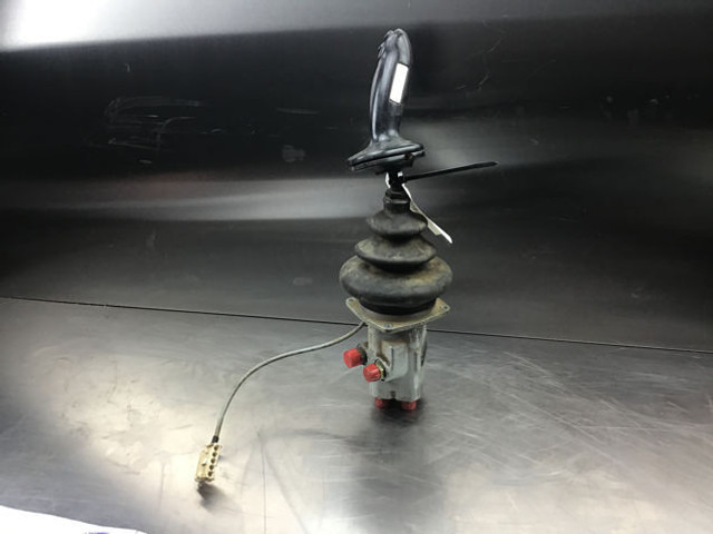 Гидравлика Liebherr Pilot Control Unit: фото 1