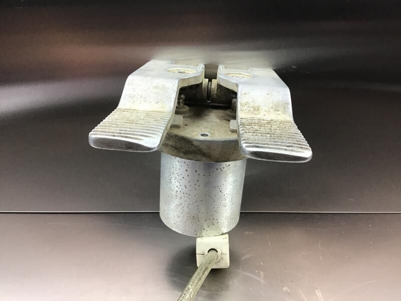 Liebherr Pilot Control Unit - Педаль: фото 1 Liebherr Pilot Control Unit - Педаль: фото 1