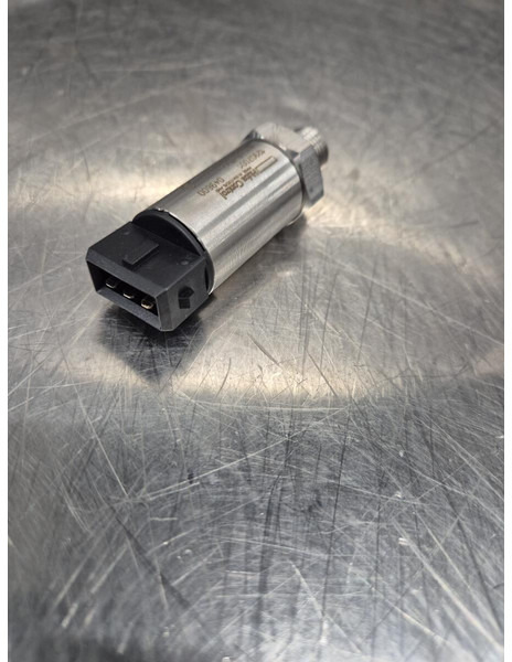 Liebherr Pressure Transmitter - Сенсор: фото 2 Liebherr Pressure Transmitter - Сенсор: фото 2