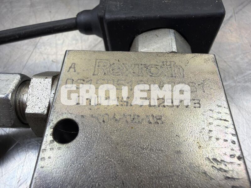 Liebherr R900 Li / R914B / R912 Li / R904 / A904C Li / A904 Li - Гидравлика: фото 4 Liebherr R900 Li / R914B / R912 Li / R904 / A904C Li / A904 Li - Гидравлика: фото 4