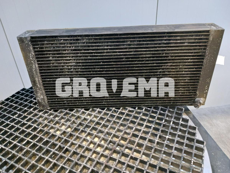 Liebherr R904 / A904 Li - Масляный радиатор: фото 2 Liebherr R904 / A904 Li - Масляный радиатор: фото 2