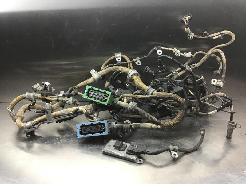 Liebherr R936 LC, R936 NLC , R936 - Кабели/ Провода: фото 1 Liebherr R936 LC, R936 NLC , R936 - Кабели/ Провода: фото 1