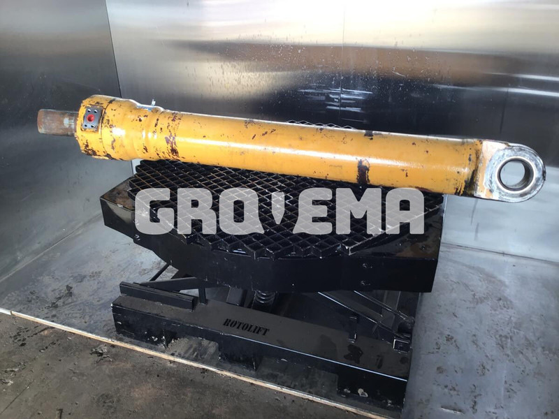 Liebherr R944 / R944B - Гидравлический цилиндр: фото 1 Liebherr R944 / R944B - Гидравлический цилиндр: фото 1