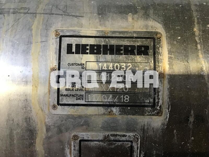 Liebherr R946 LC / R946 LC-V - Глушитель: фото 2 Liebherr R946 LC / R946 LC-V - Глушитель: фото 2
