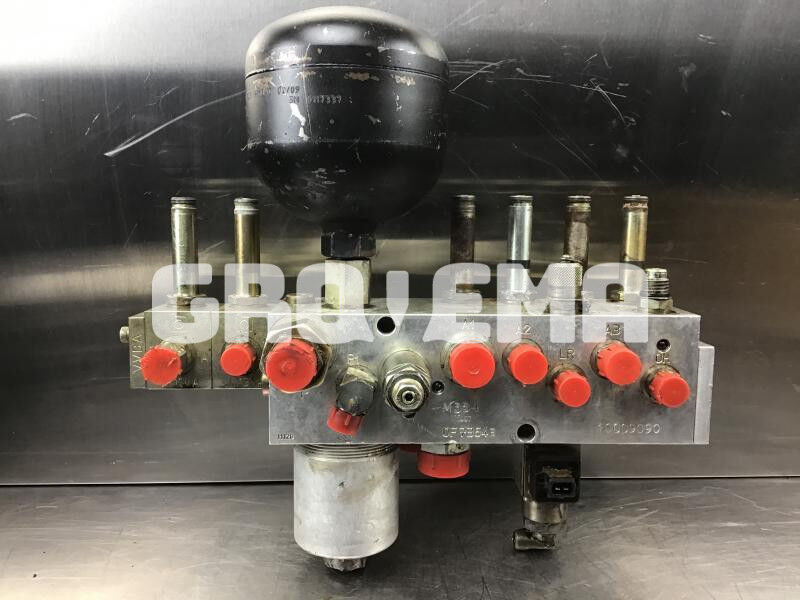 Liebherr R964C / R966 / R970 / R974 / R974C / R976 / R980 - Гидравлика: фото 2 Liebherr R964C / R966 / R970 / R974 / R974C / R976 / R980 - Гидравлика: фото 2