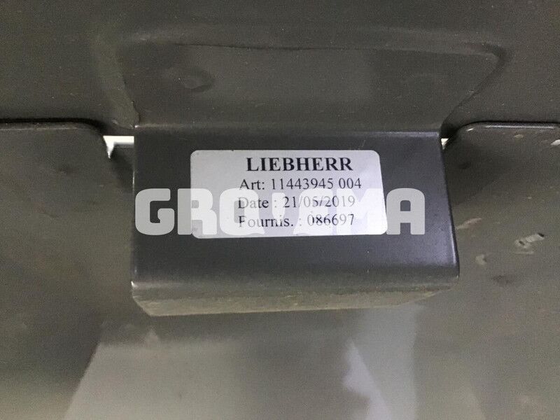 Liebherr Radiator Hood - Двигатель и запчасти: фото 1 Liebherr Radiator Hood - Двигатель и запчасти: фото 1