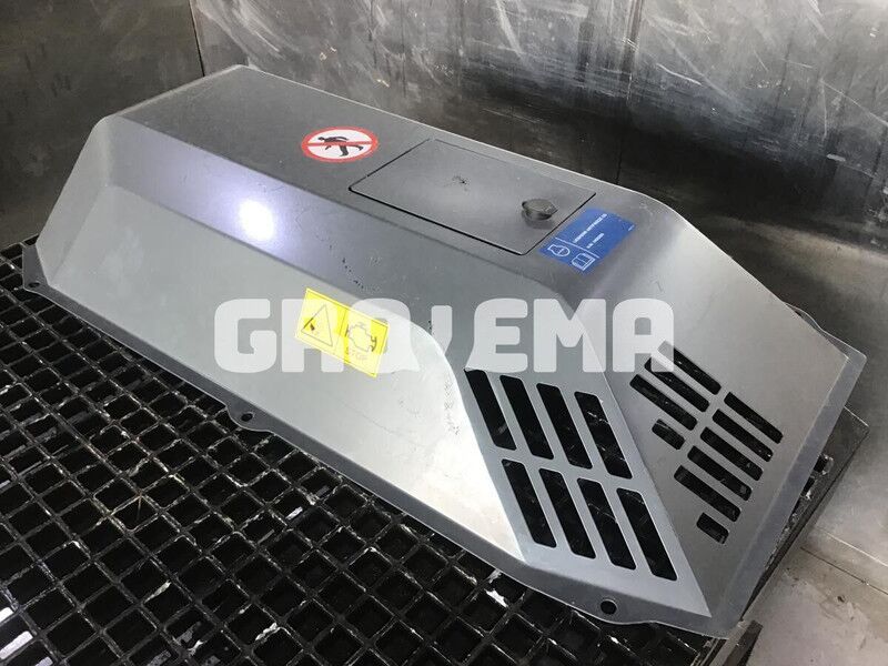 Liebherr Radiator Hood - Двигатель и запчасти: фото 2 Liebherr Radiator Hood - Двигатель и запчасти: фото 2