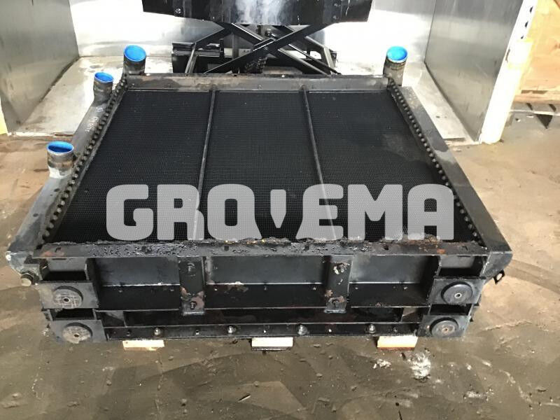 Liebherr Radiator - Радиатор: фото 2 Liebherr Radiator - Радиатор: фото 2