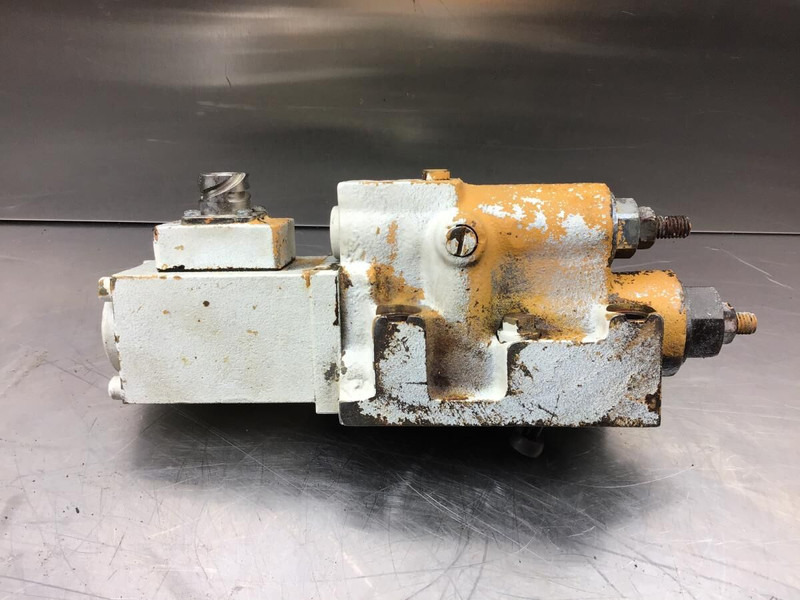 Liebherr Regulating - Клапан: фото 3 Liebherr Regulating - Клапан: фото 3