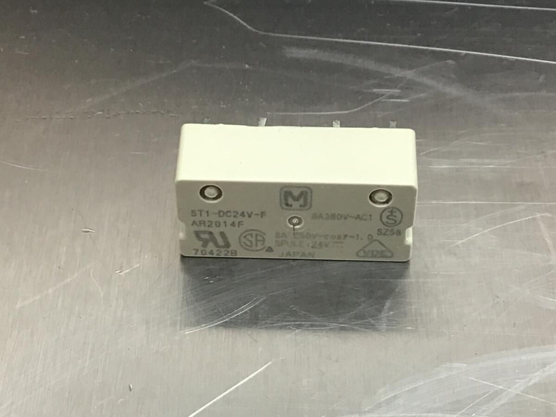 Liebherr Relay - Реле: фото 3 Liebherr Relay - Реле: фото 3