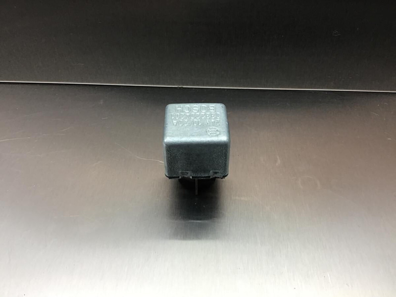 Liebherr Relay - Реле: фото 1 Liebherr Relay - Реле: фото 1