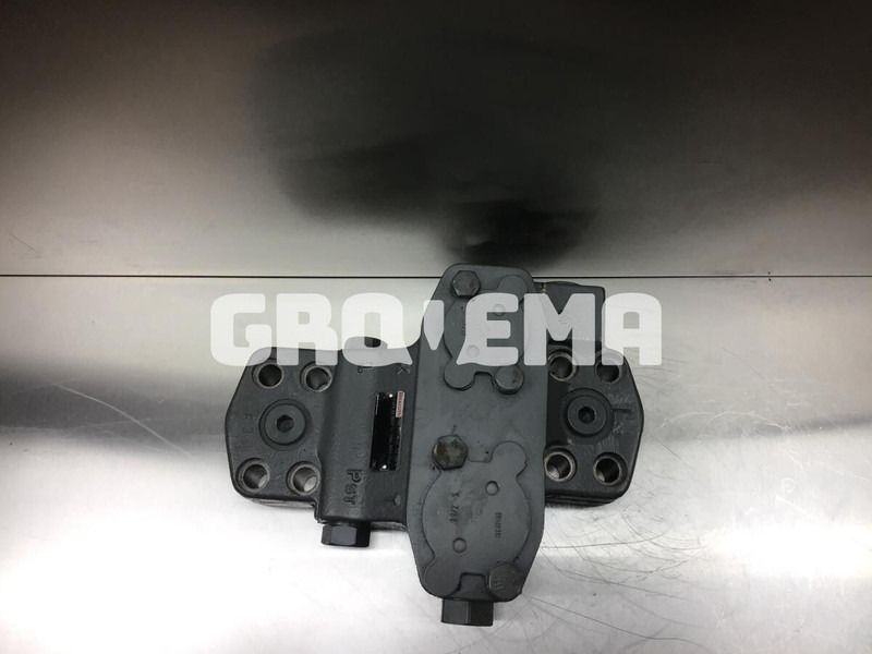 Гидравлика Liebherr Shuttle Valve Block: фото 1
